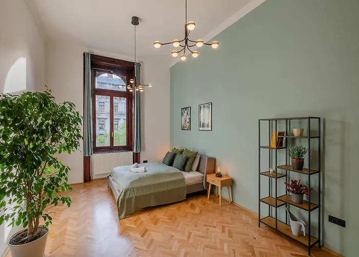 Liszt Modern Chic Apartman