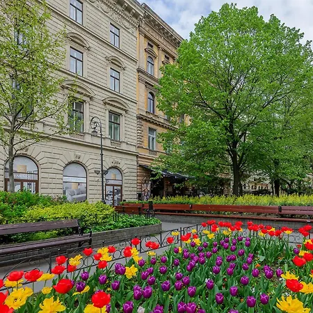 Liszt Modern Chic Apartman *